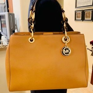 Michael Kors Tan Leather Handbag with Tortoise
